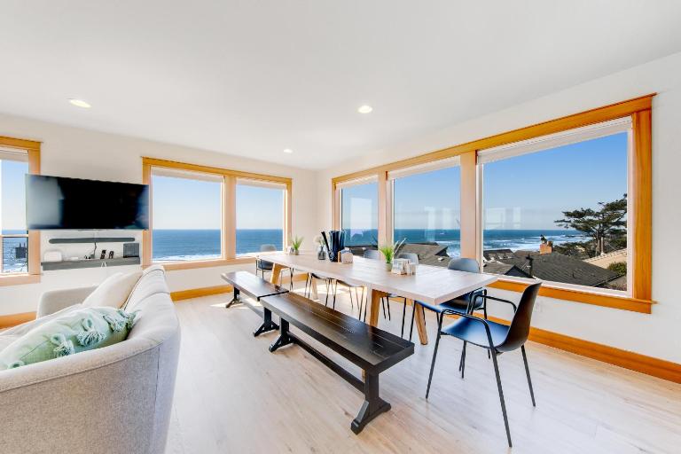 Blue Wave Heights - B&B Lincoln City