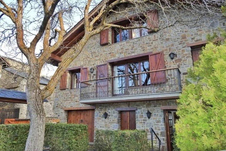 CASA UNIFAMILIAR 8 pax con jardín URTX - CERDANYA - Ferienwohnung Urtx