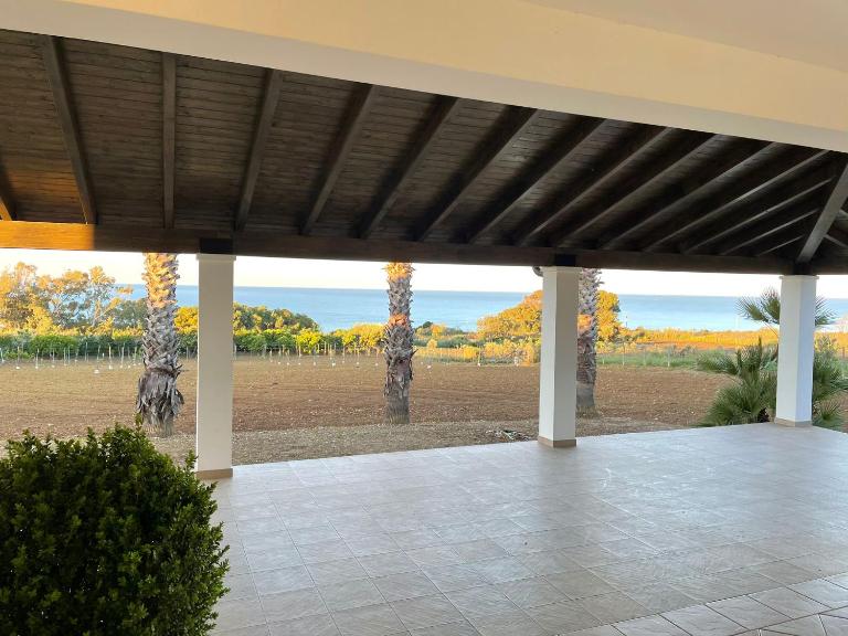 Villa Mancosta - Bed and Breakfast Marinella