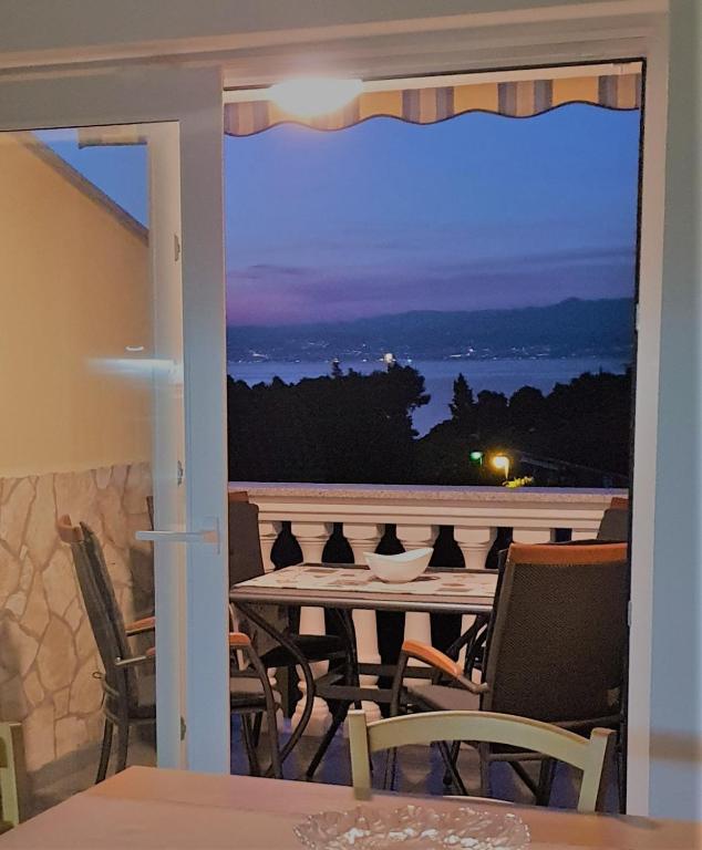 Apartment PLAVI HORIZONT - Chambres d'hôtes Malinska