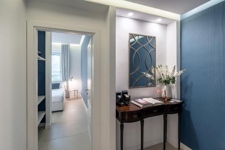 PETIT B&B - in centro a due passi dalla stazione e dai traghetti - Ferienwohnung Salern
