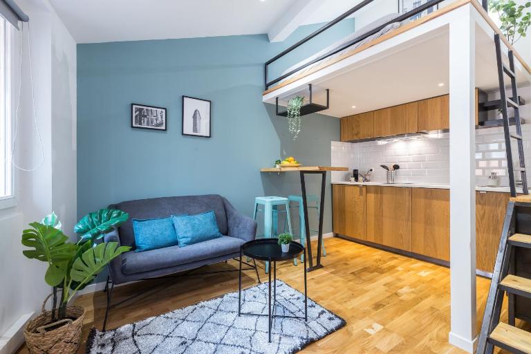 1 GALLO LOT 2 - Studio Mezzanine en plein coeur du vieux Nice - B&B Nice