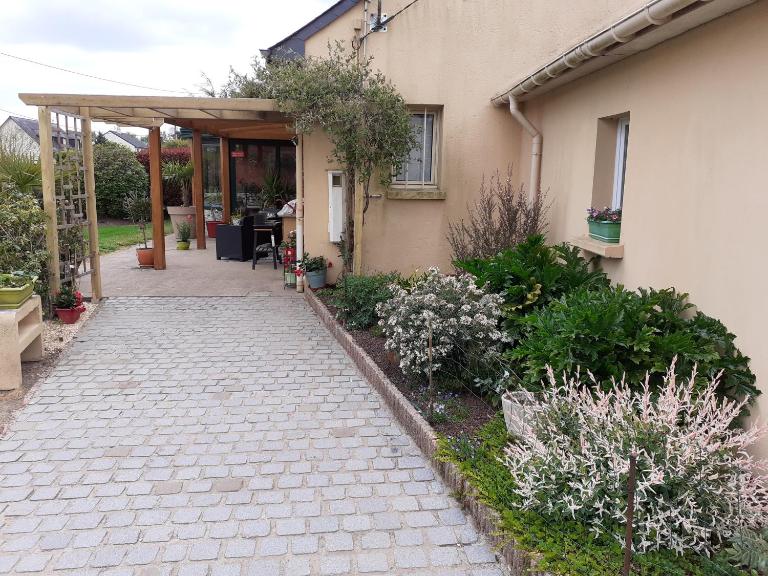 petit coin au calme - B&B Baulon