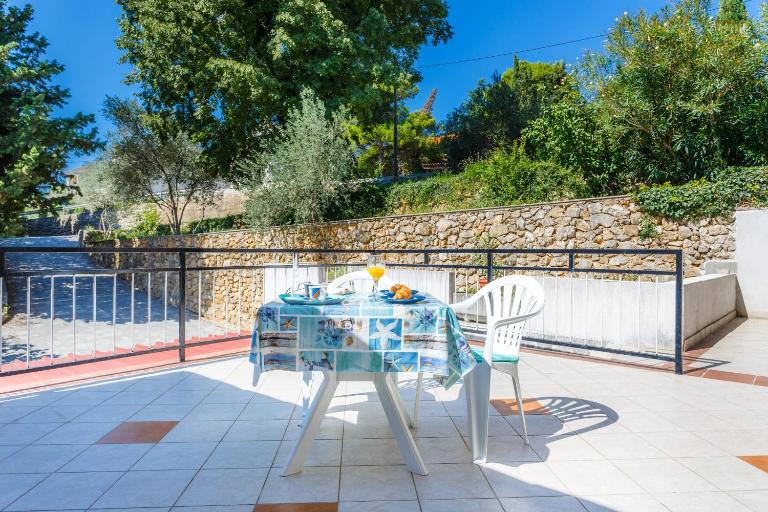 Apartment Mirela - Ferienwohnung Krk