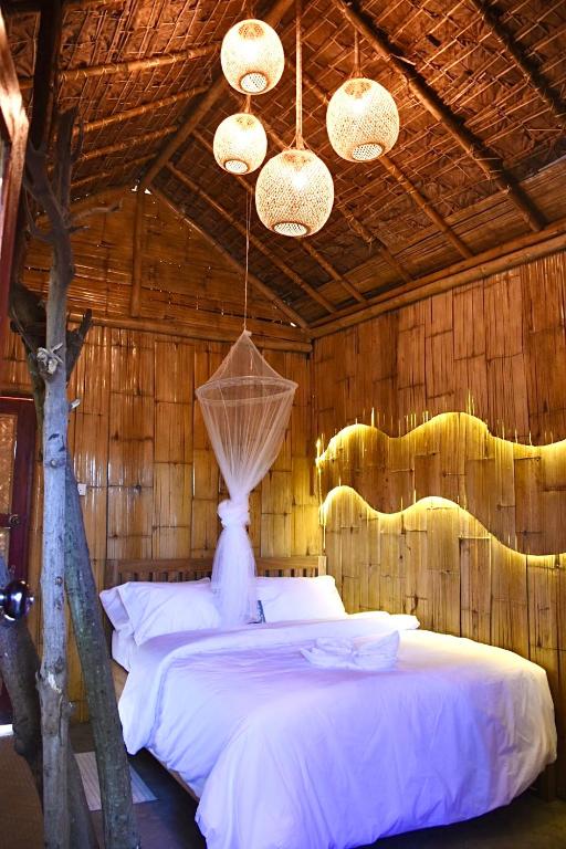 Ban Rai Jai Chaem - Spa Cafe & Homestay - Bed and Breakfast Ban Rai