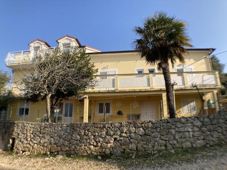 Apartmani Marko - Chambres d'hôtes Lun