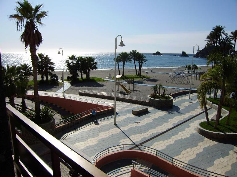 CENTRO-PRIMERA LINEA DE PLAYA - Ferienwohnung Almuñécar