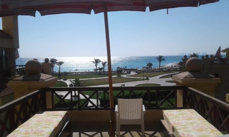 Lazorde bay Sidi Abd El Rahman لازوردى باى apartment - Bed and Breakfast El Alamein