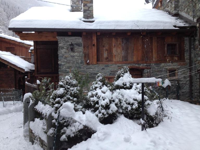 Chalet Cretaz - Bed and Breakfast Valtournenche