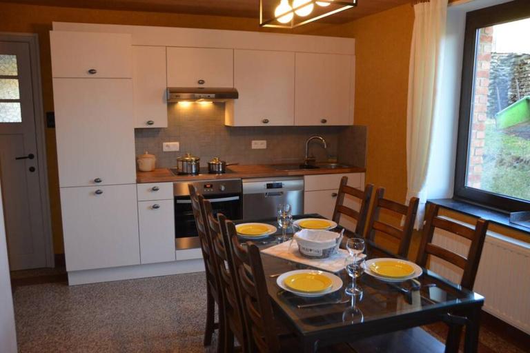 Chez Pèpère, gîte charmant et tranquille - B&B Trois-Ponts