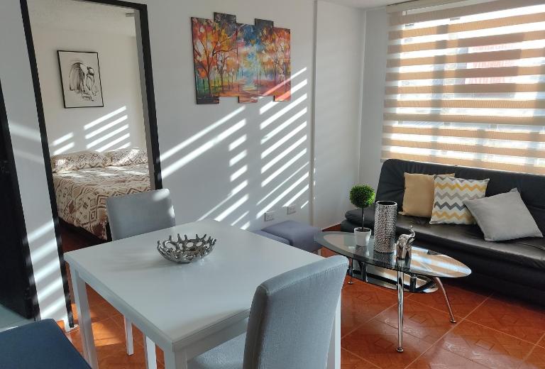 CASA AVILA - Apartamento amoblado 1 - Villa Alsacia - Chambres d'hôtes Bogota