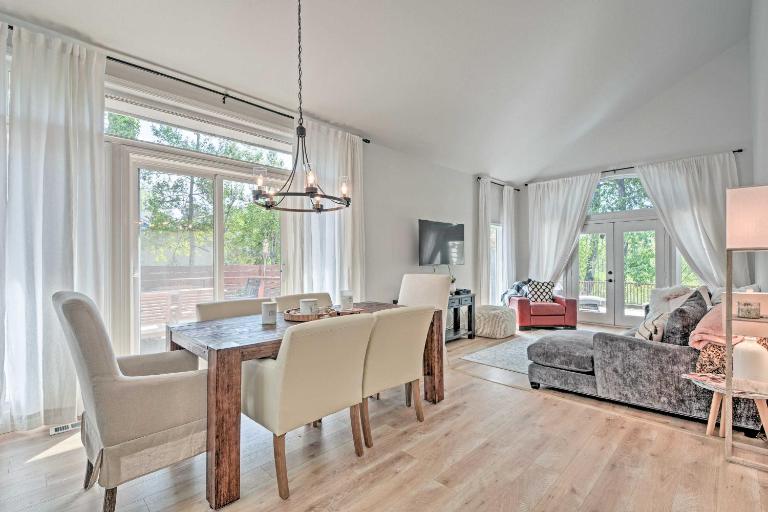 1 Mi to Drinks & Dining: Getaway in Grants Pass - B&B Grants Pass