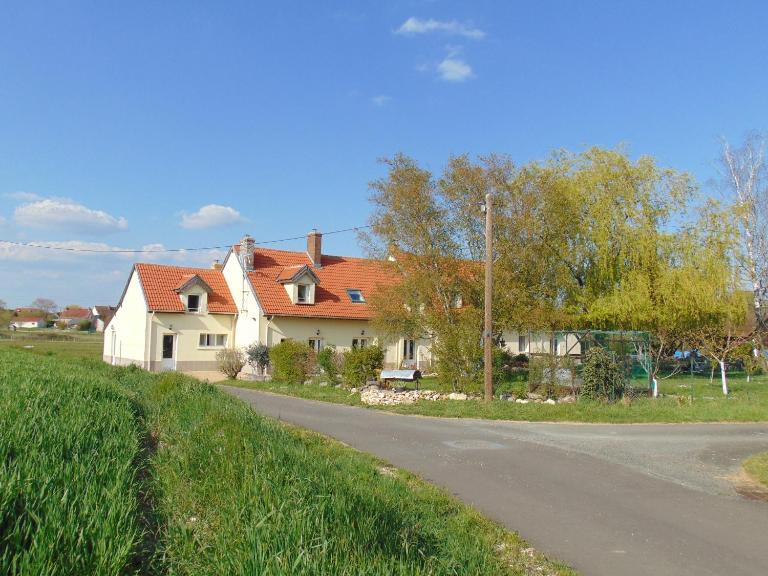 Maison de vacances Sol & Piper - B&B Gombergean