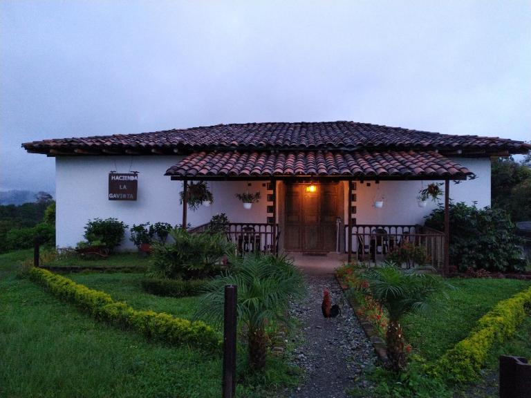 Hacienda Cafetera La Gaviota - Chambres d'hôtes Chinchiná