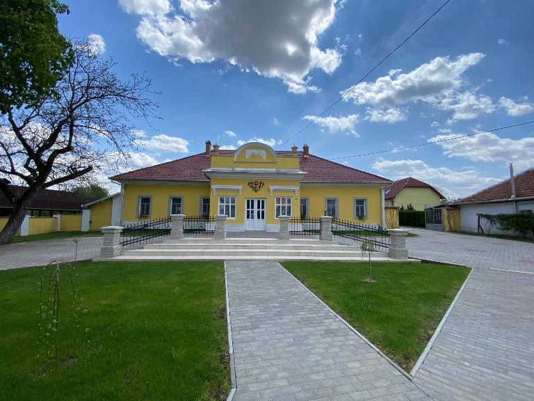 Kúria Vendégház - Chambres d'hôtes Poroszló