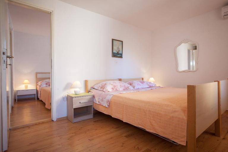 Apartments Jelka - B&B Promajna