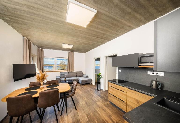 Apartmány Panelka Costa Plana Lipno - Chambres d'hôtes Černá v Pošumaví