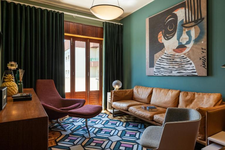 urban beach sixties - B&B Portimão