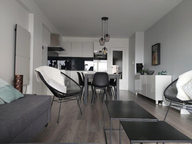 Chateau Lastours - Ferienwohnung Blankenberge