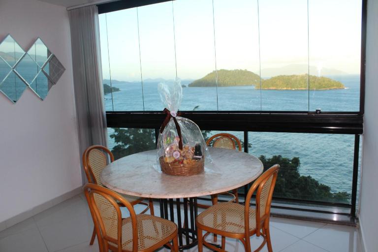 Porto Real Resort - Apto 3 Suites Vista para o Mar - B&B Mangaratiba
