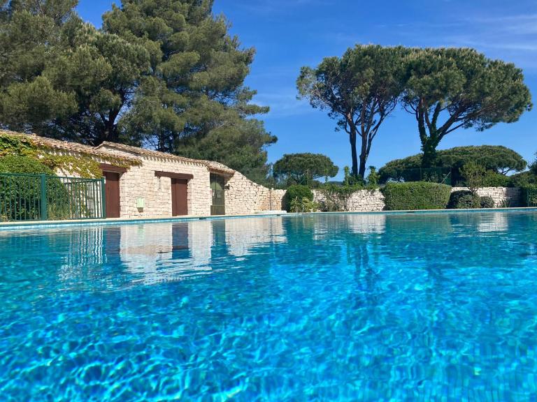 AzuRoMarin - B&B Gassin