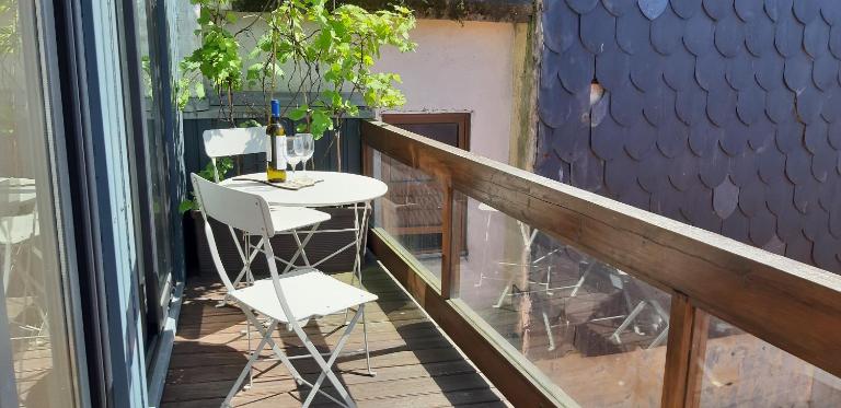 Modern house - air cond, free parking, breakfast, by Porto with Love LDA - B&B Vila Nova de Gaia