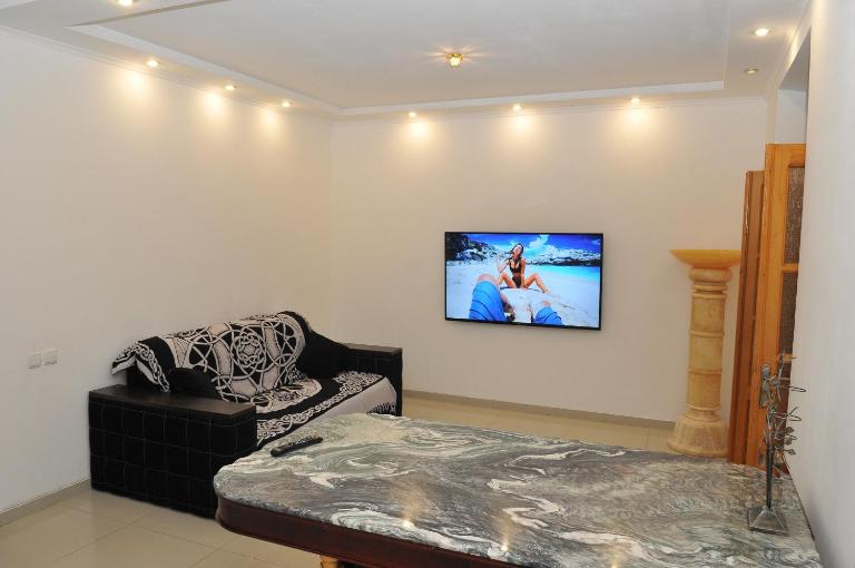 Апартаменты с 2 спальнями Отрада - Ferienwohnung Odessa