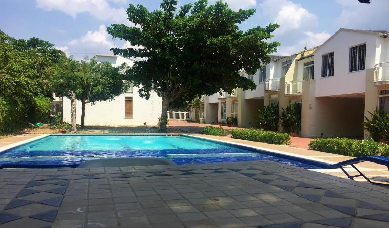 Conjunto Buganviles - Casa No 7 o 3 - Bed and Breakfast Girardot City