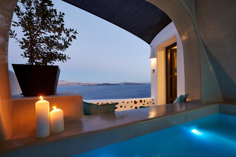 Blue Art Caves - B&B Oía