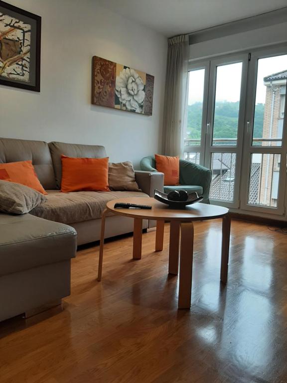 Ático La Plaza - B&B Arriondas