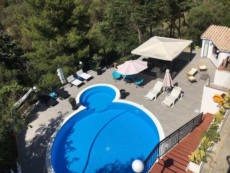 Gibilrossa BeeHill - B&B Misilmeri