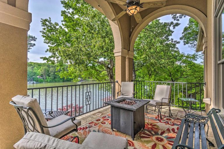 Private Dock + Water Views: Hot Springs Abode! - Bed and Breakfast Hot Springs