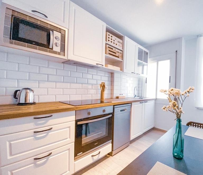 Apartamento a 1 minuto de la playa - Chambres d'hôtes Torredembarra