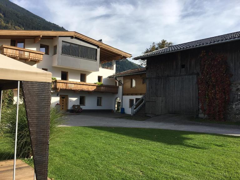 Ferienwohnungen Hell - Ferienwohnung Uderns