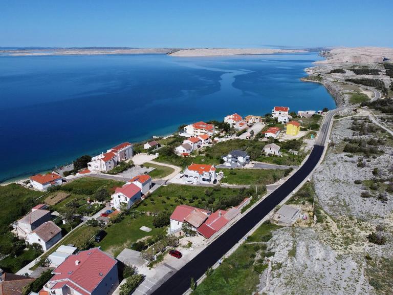 Apartmani Stanka & Joso - Bed and Breakfast Ražanac