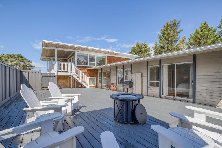 Ocean Avenue - Meredith Lodging - B&B Gearhart