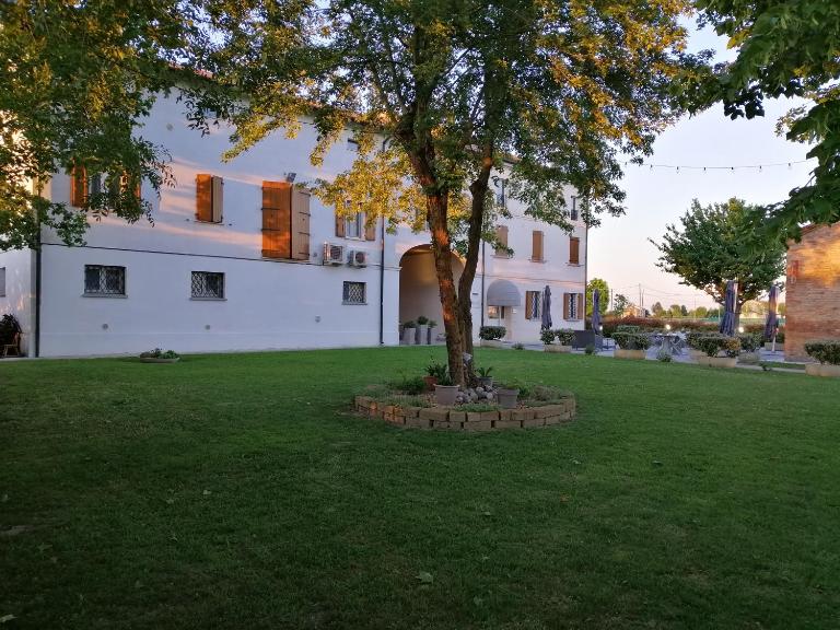 Claudio Rooms - Bed and Breakfast Fabbrico