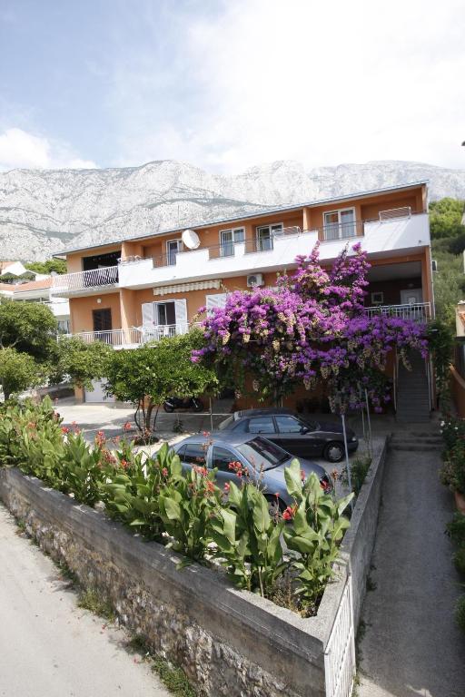 Apartments Turic - Ferienwohnung Tučepi