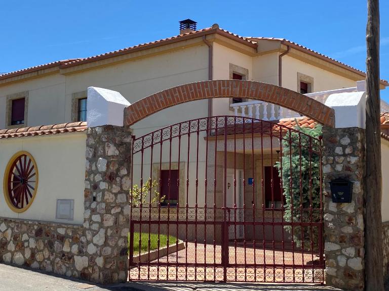 Casa Pedraza CON PISCINA PRIVADA - B&B Machacón