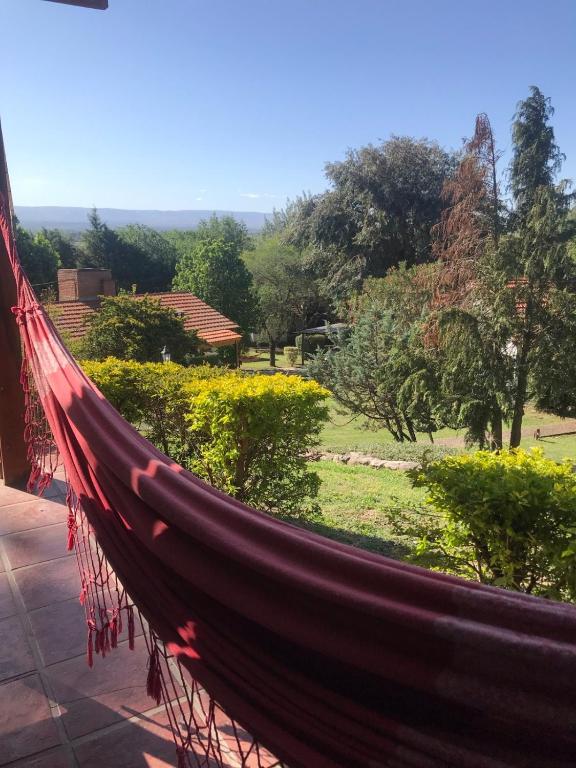 Posada del Halcón - Cabañas y Suites - B&B Villa General Belgrano
