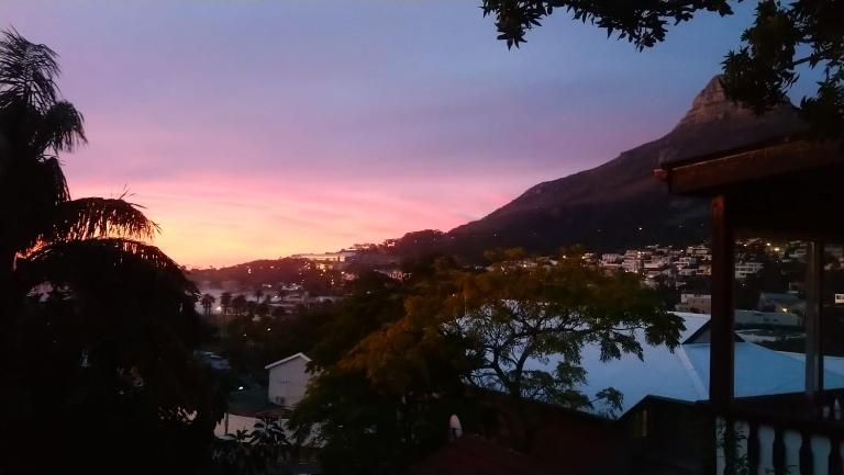 Independent quaint flat, close to beach - B&B Cape Town