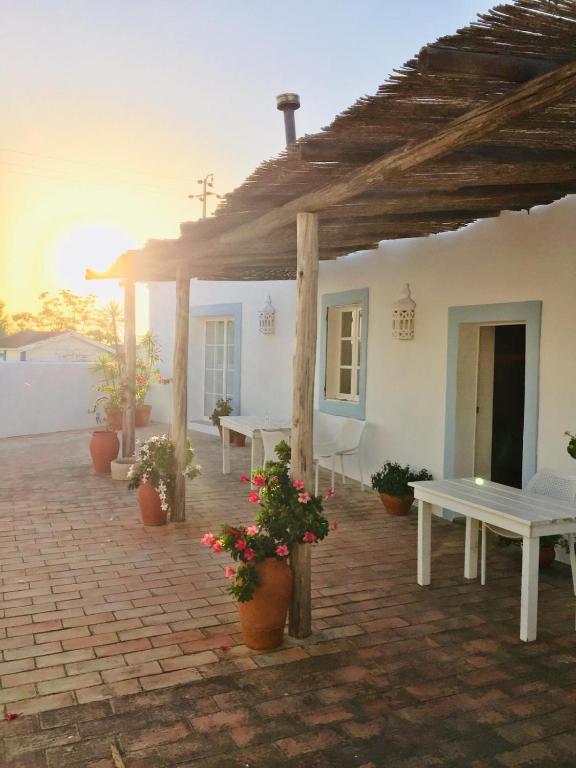 Casa Largo do Poço Guesthouse - B&B Alvor