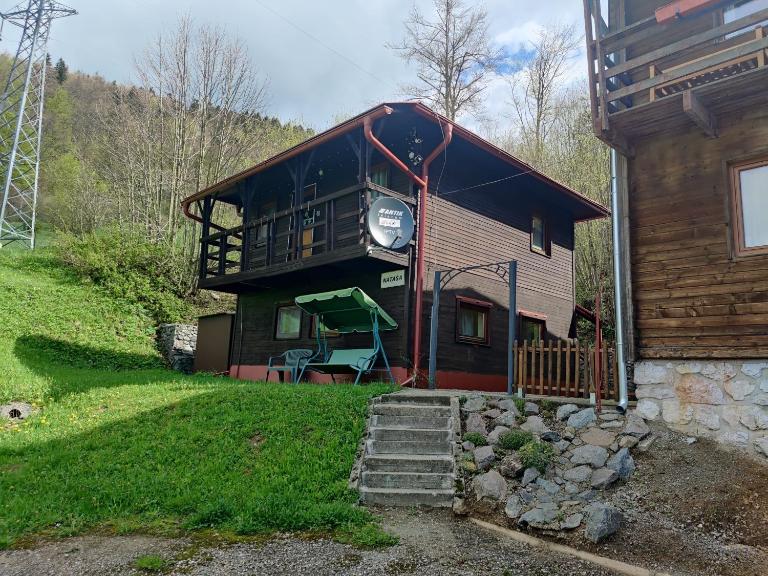 CHATA NATAŠA - B&B Dedinky