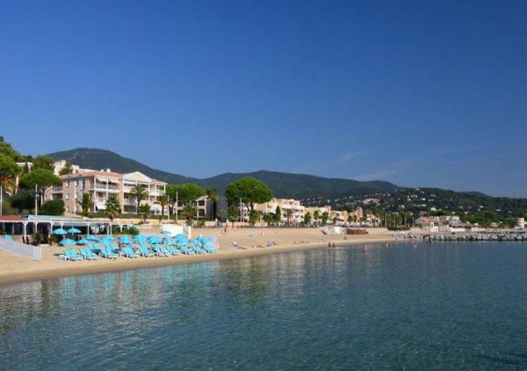 Studio 207-Front de mer parking privé - B&B Cavalaire-sur-Mer