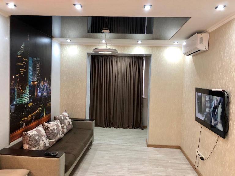 Апартаменты у метро Абая ЖК Алтын Булак - B&B Kurylas