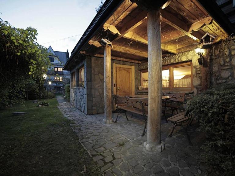 Pod Strzechą - Bed and Breakfast Białka Tatrzańska