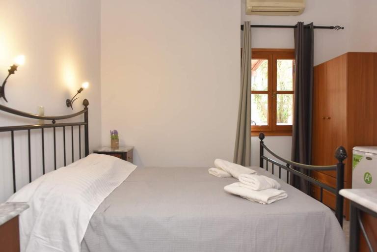 Laxesis - B&B Poseidonia