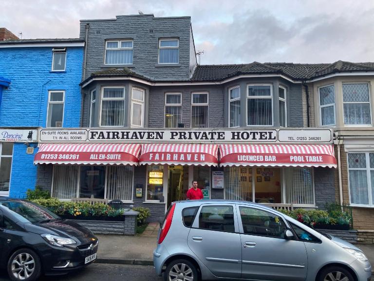 Fairhaven Hotel on Woodfield Road - Bed and Breakfast Blackpool