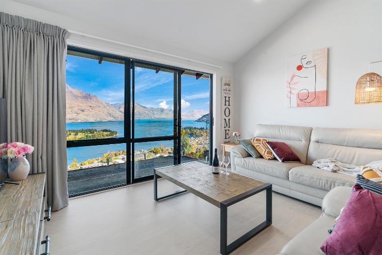 Alpine Loft with Jaw-dropping View! - Ferienwohnung Queenstown