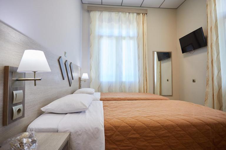 Amalia City Rooms - B&B Quíos
